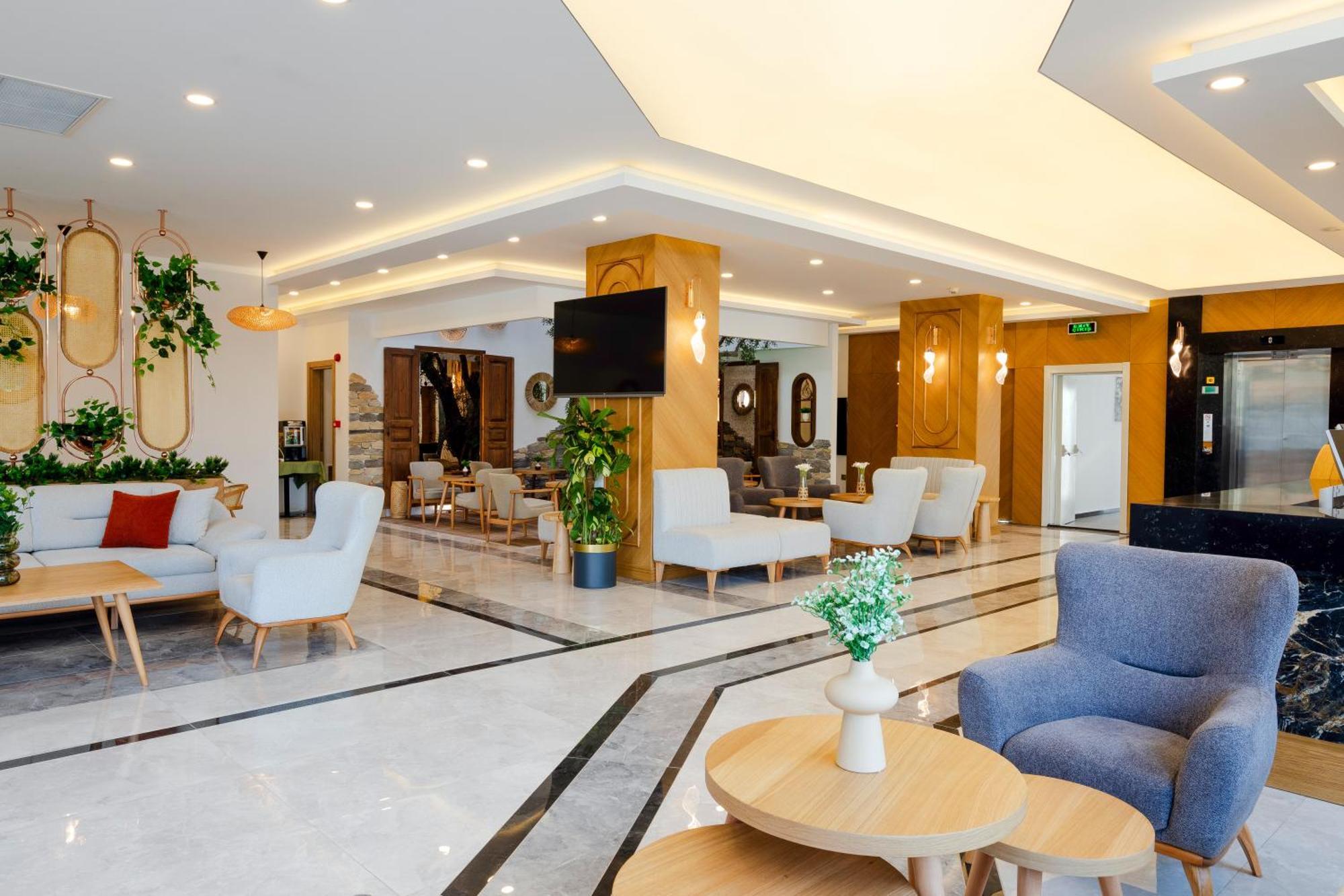 Guelluek Uno Elegance Otel ภายนอก รูปภาพ