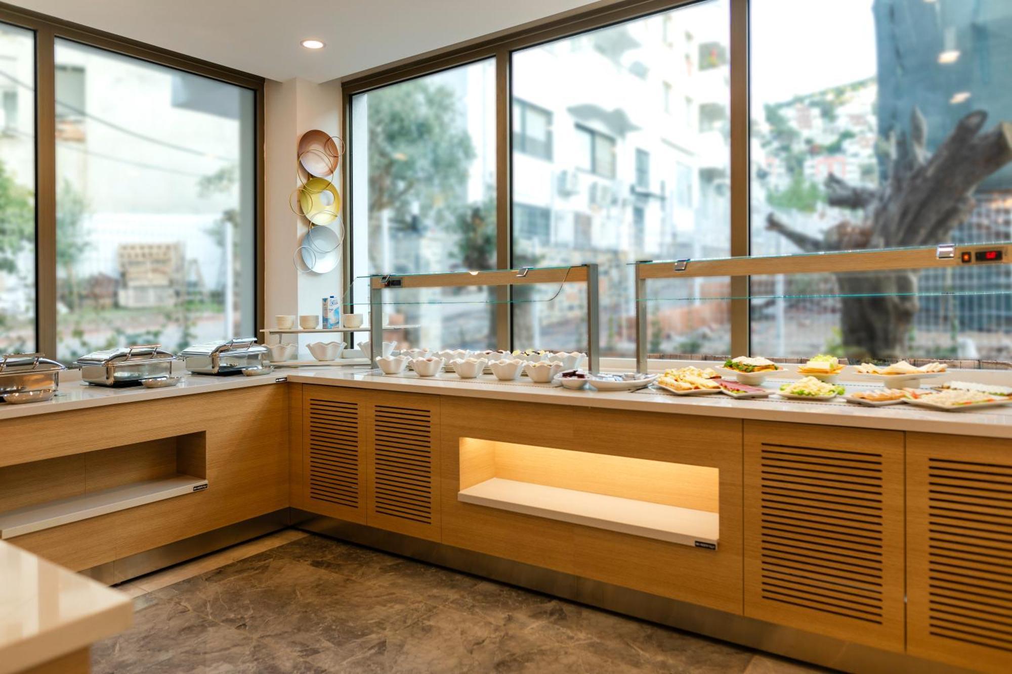 Guelluek Uno Elegance Otel ภายนอก รูปภาพ
